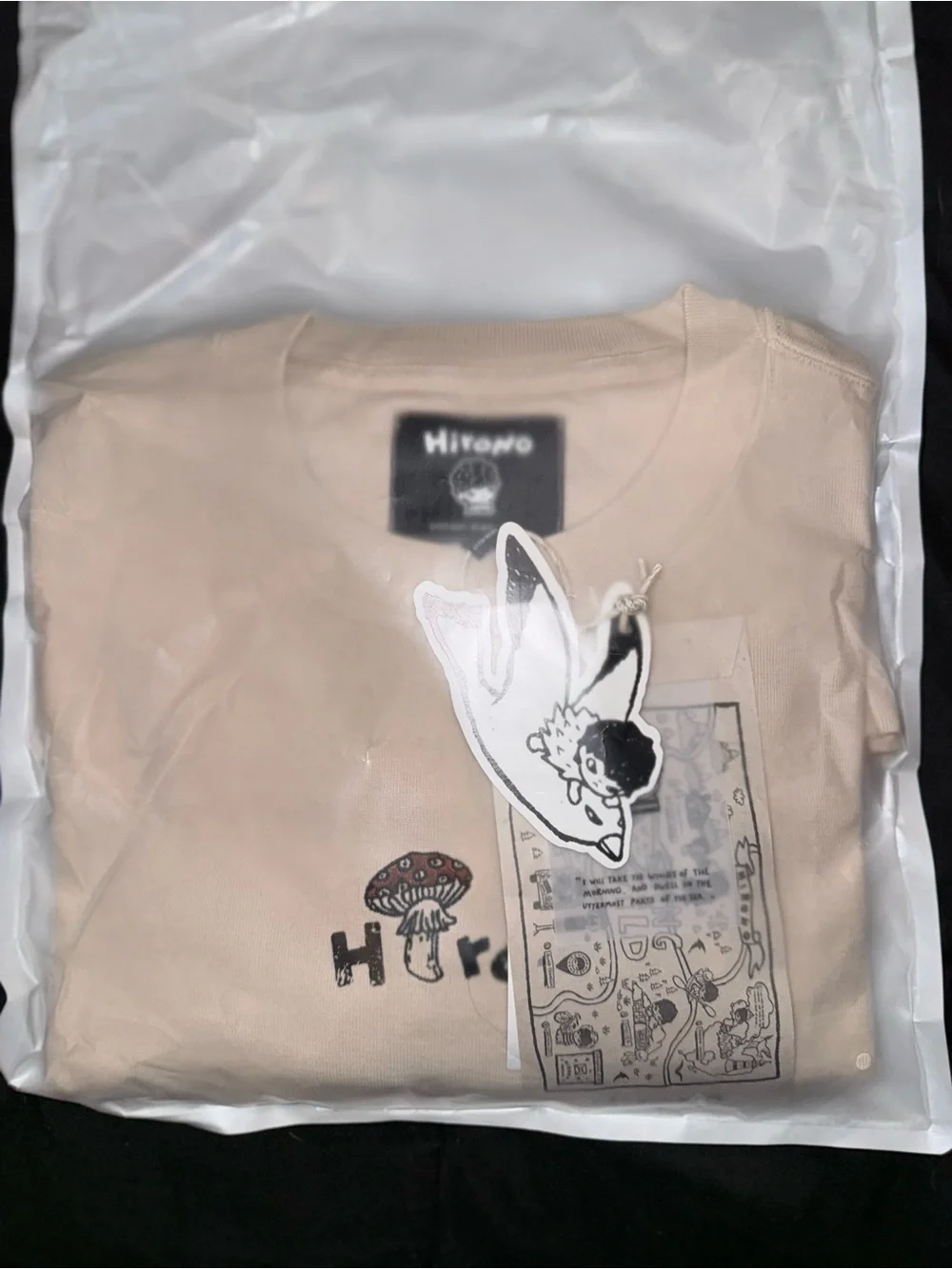 Hirono Living Wild Shelter Mushroom Sweatshirt Size M